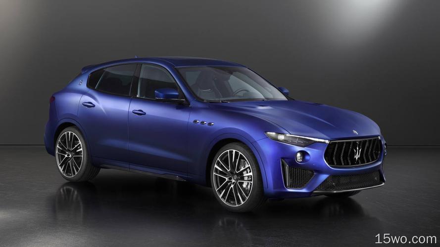 The Top 5 Luxury Cars for Private Yacht and Island Weddings